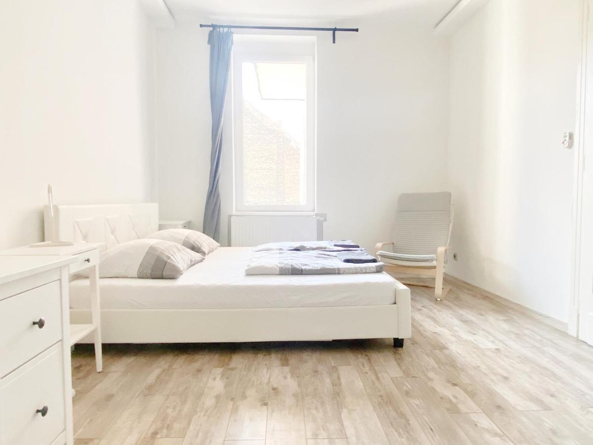 Luxury Apartment In The Centre Ac Parking Garden بودابست المظهر الخارجي الصورة