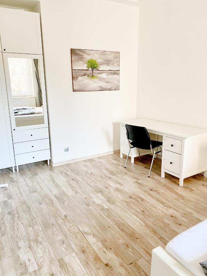 Luxury Apartment In The Centre Ac Parking Garden بودابست المظهر الخارجي الصورة
